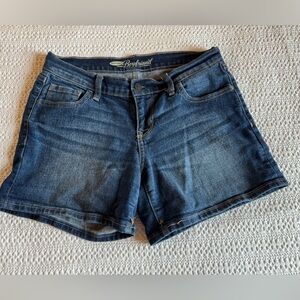 Old Navy Blue Jean Shorts Classic Denim Style boyfriend size 2